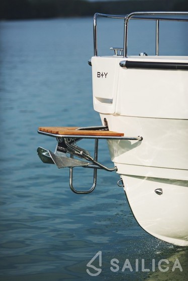 Sun Camper 35 Flybridge - Yacht Charter Sailica