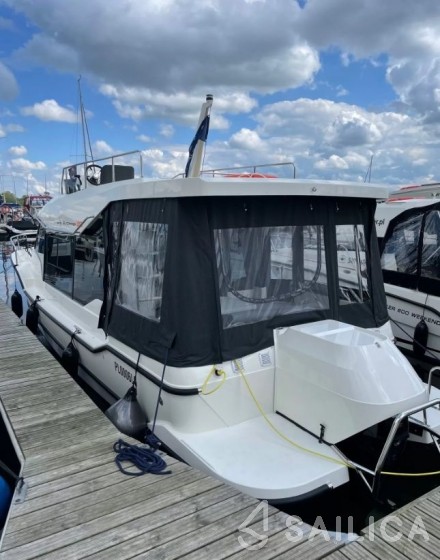 Sun Camper 35 Flybridge - Yacht Charter Sailica
