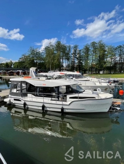 Sun Camper 35 Flybridge - Yacht Charter Sailica