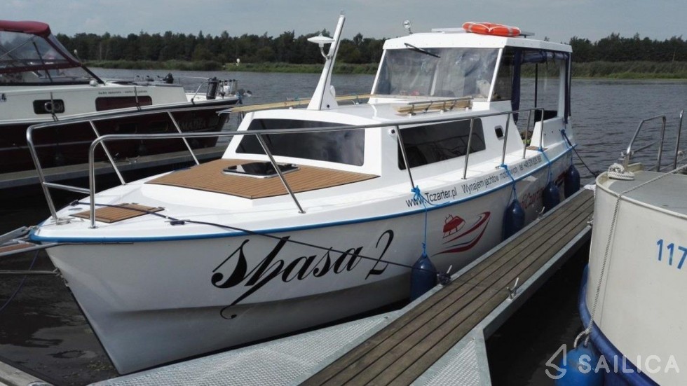 Weekend 820 - Yacht Charter Sailica