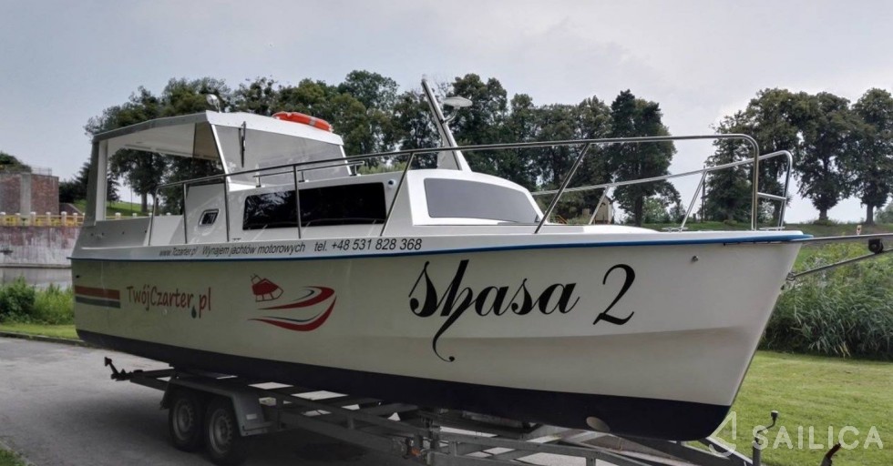 Weekend 820 - Yacht Charter Sailica