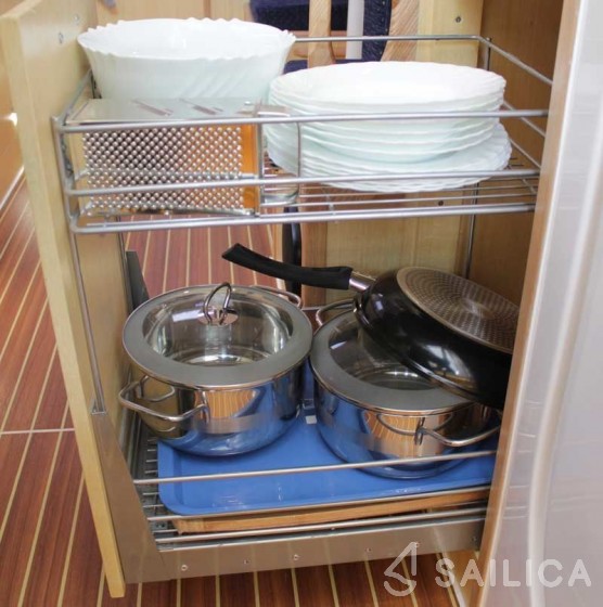 Weekend 820 - Yacht Charter Sailica