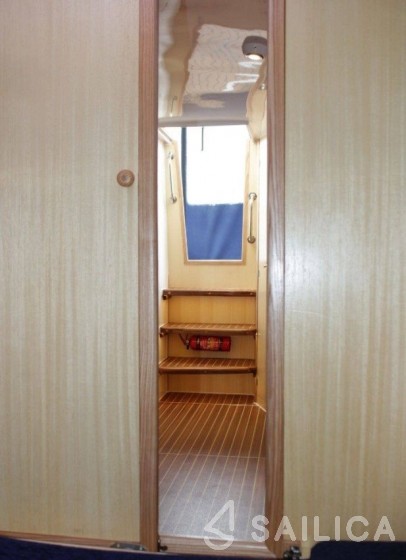 Weekend 820 - Yacht Charter Sailica