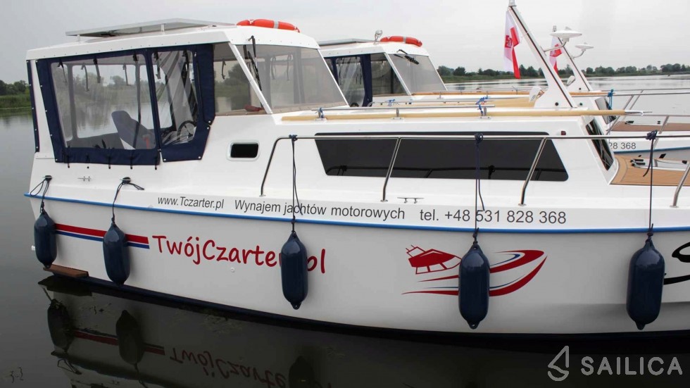 Weekend 820 - Yacht Charter Sailica