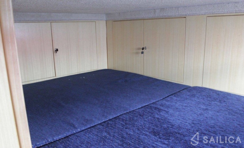 Weekend 820 - Yacht Charter Sailica