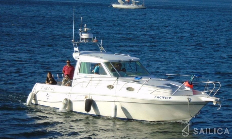 Faeton Moraga 930 - Yacht Charter Sailica