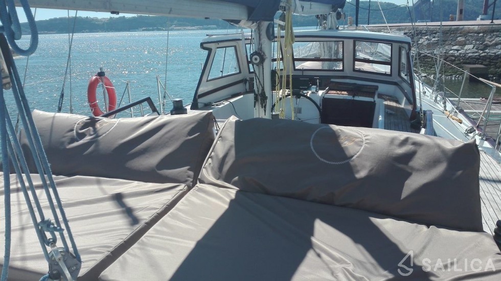 Mikado 56 - Yacht Charter Sailica