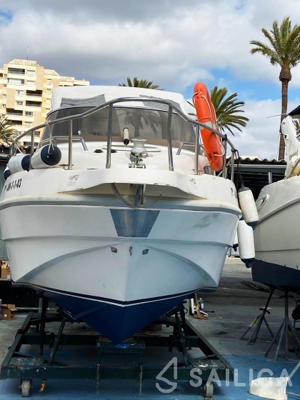 Rio 850 Day Cruiser - Yacht Charter Sailica