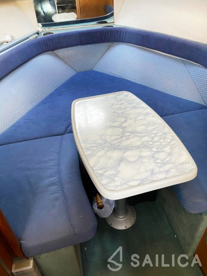 Rio 850 Day Cruiser - Yacht Charter Sailica