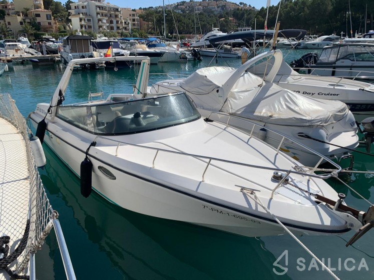 Rio 850 Day Cruiser - Yacht Charter Sailica
