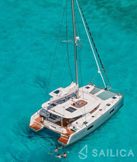 Lagoon 42 - Yacht Charter Sailica