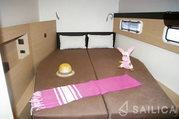 Bali 4.5 - Yacht Charter Sailica