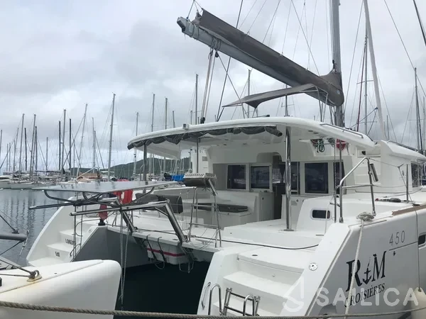 Lagoon 450 - Yacht Charter Sailica