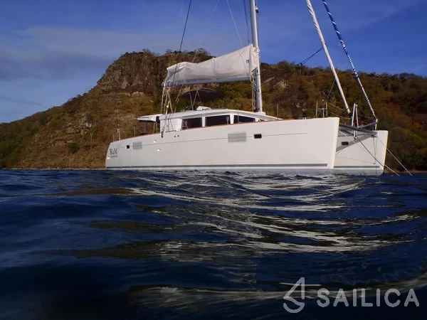 Lagoon 450 - Yacht Charter Sailica