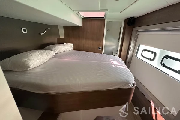 Bali 4.8  - Yacht Charter Sailica