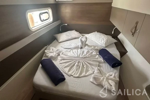 Bali Catspace - Yacht Charter Sailica