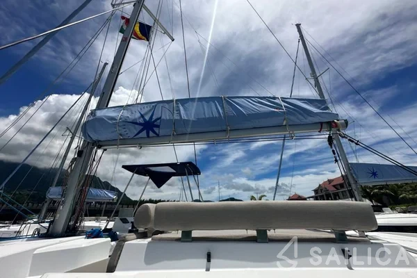 Bali Catspace - Yacht Charter Sailica
