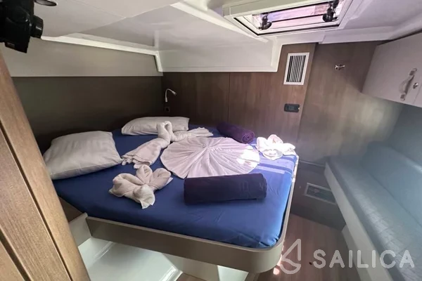 Bali Catspace - Yacht Charter Sailica