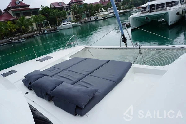 Tanna 47 - Yacht Charter Sailica