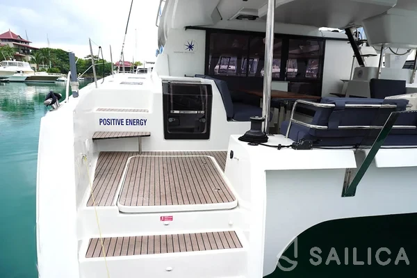 Tanna 47 - Yacht Charter Sailica