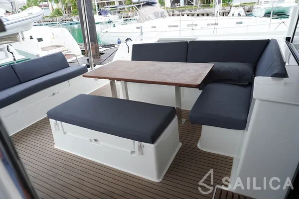 Tanna 47 - Yacht Charter Sailica
