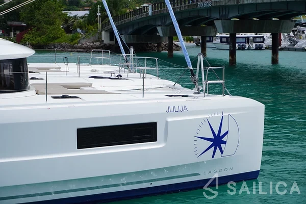 Lagoon 46  - Yacht Charter Sailica
