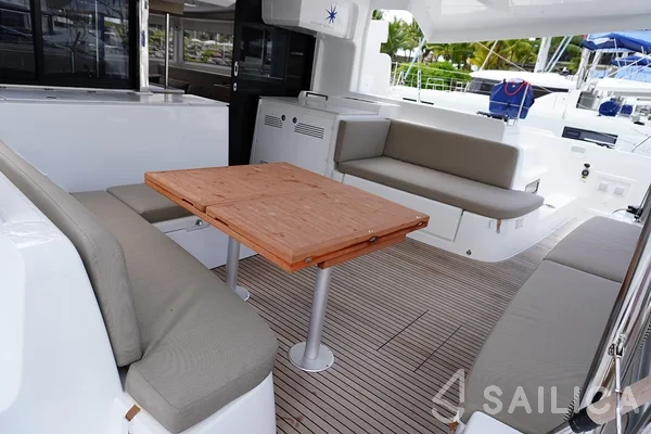 Lagoon 46  - Yacht Charter Sailica