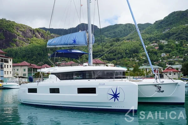 Lagoon 46  - Yacht Charter Sailica