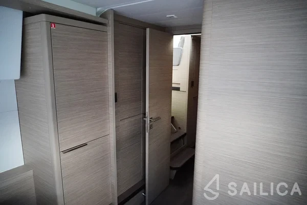 Lagoon 46  - Yacht Charter Sailica