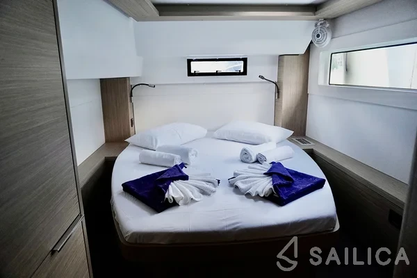 Lagoon 46  - Yacht Charter Sailica