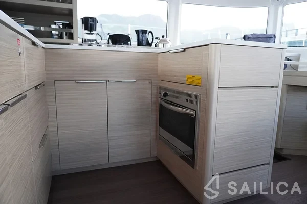 Lagoon 46  - Yacht Charter Sailica