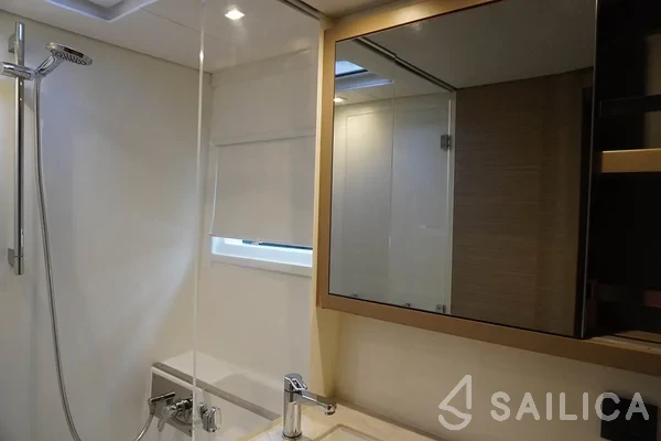 Lagoon 46  - Yacht Charter Sailica