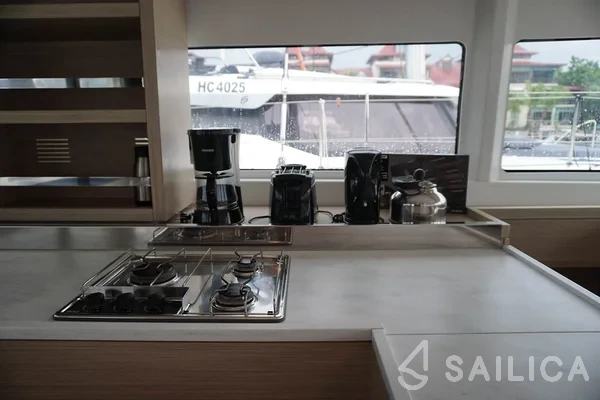 Lagoon 46  - Yacht Charter Sailica