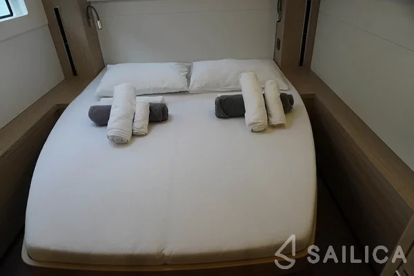 Lagoon 46  - Yacht Charter Sailica
