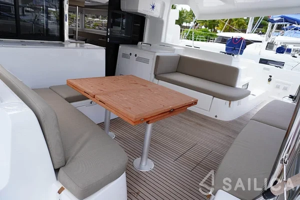 Lagoon 46  - Yacht Charter Sailica