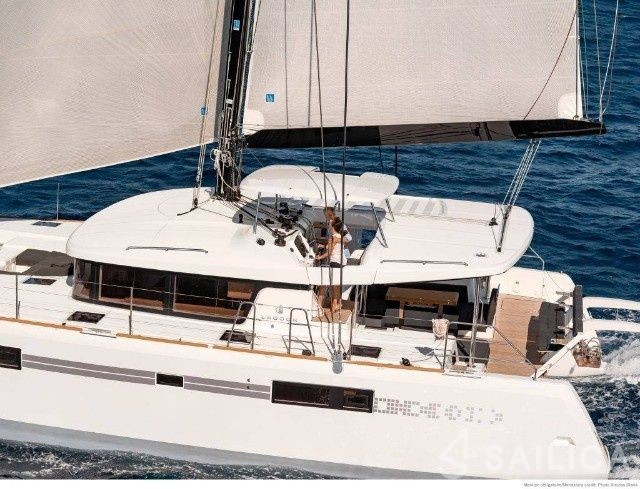 Lagoon 52 - Yacht Charter Sailica