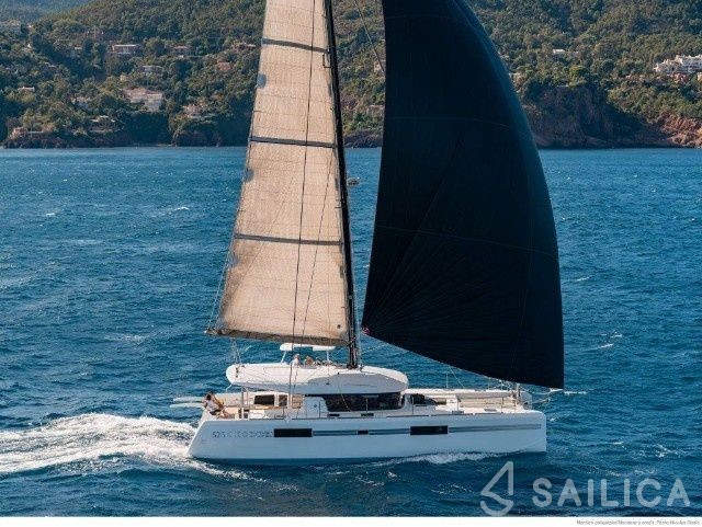 Lagoon 52 - Yacht Charter Sailica