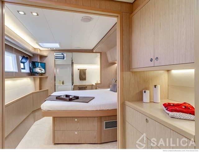 Lagoon 52 - Yacht Charter Sailica
