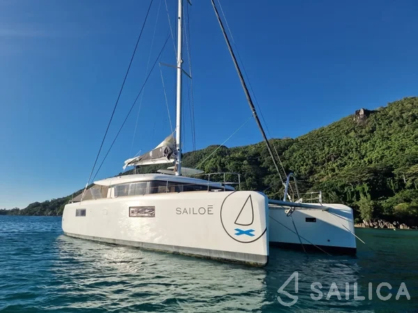 Lagoon 52 - Yacht Charter Sailica