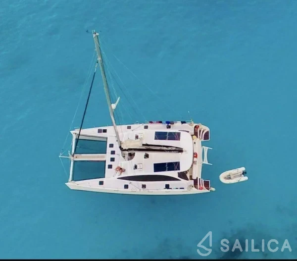 Sea Tribe DH550 - Yacht Charter Sailica