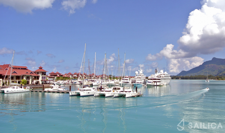 Two Oceans 63 - Yacht Charter Sailica