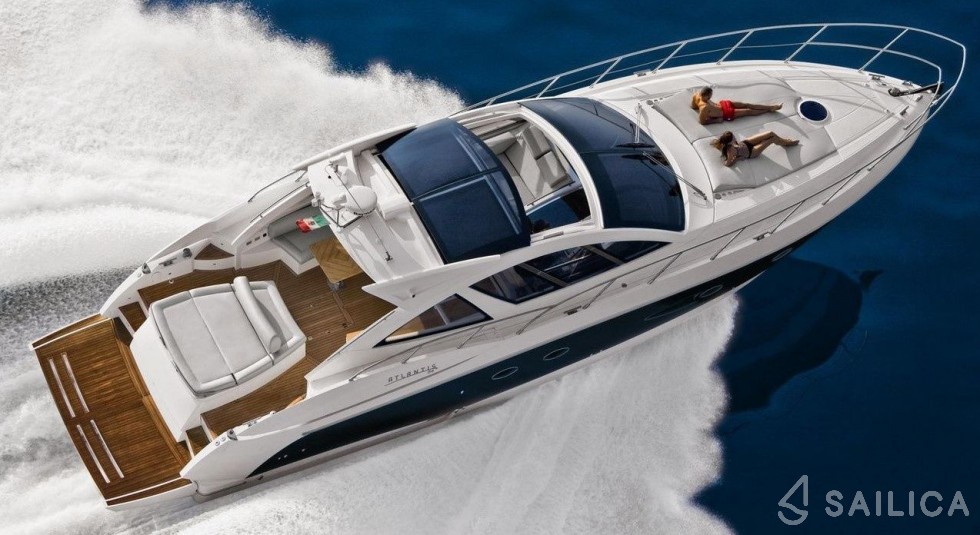 Atlantis 54 - Yacht Charter Sailica