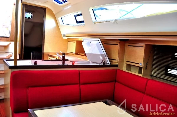 Elan 394 Impression - Yacht Charter Sailica