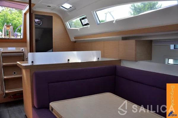 Elan 40 Impression - Yacht Charter Sailica