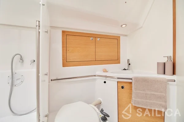 Elan Impression 45.1 - Yacht Charter Sailica
