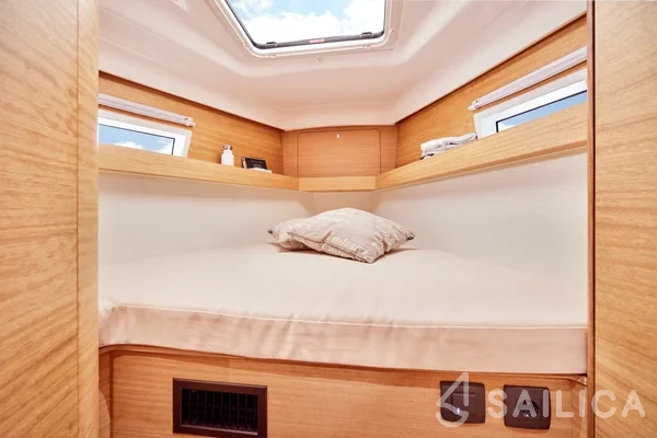 Elan Impression 45.1 - Yacht Charter Sailica