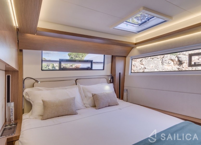 Lagoon 50 - Yacht Charter Sailica