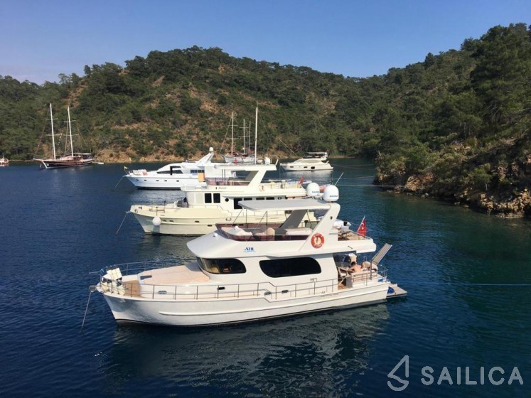 Tuzla - Yacht Charter Sailica