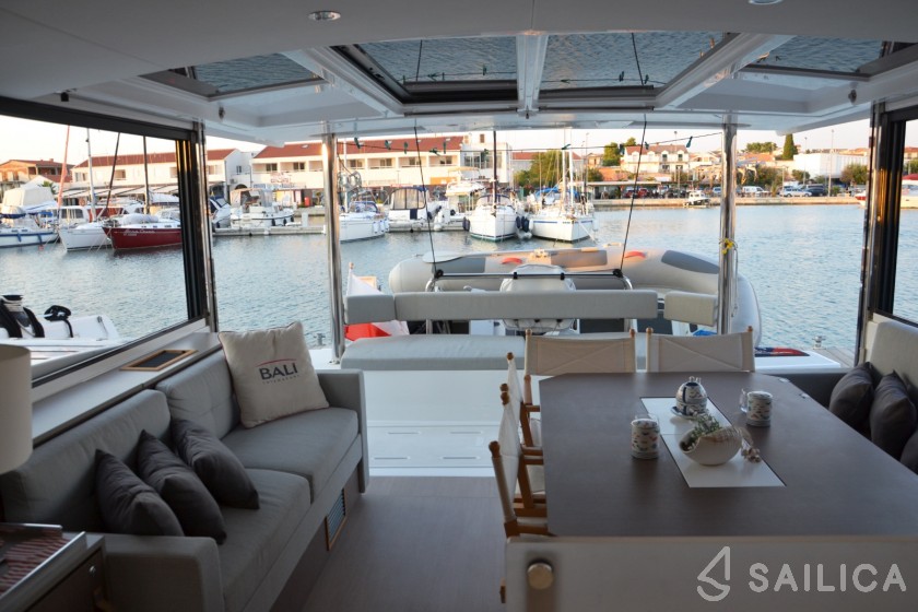 Bali 4.6 - Yacht Charter Sailica