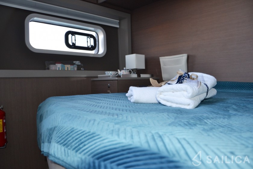 Bali 4.6 - Yacht Charter Sailica